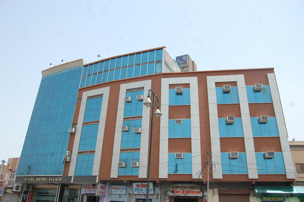 Hôtel Metro Palace à Bikaner Extérieur photo