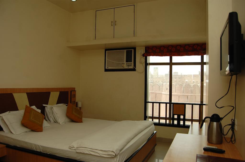 Hôtel Metro Palace à Bikaner Chambre photo